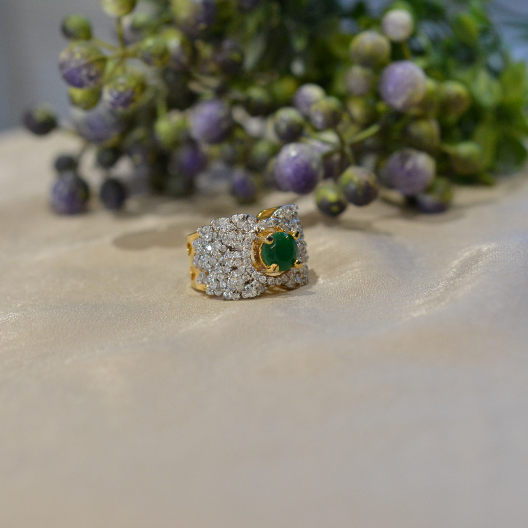 The Delicate Emerald Zirca Ring mkjewels